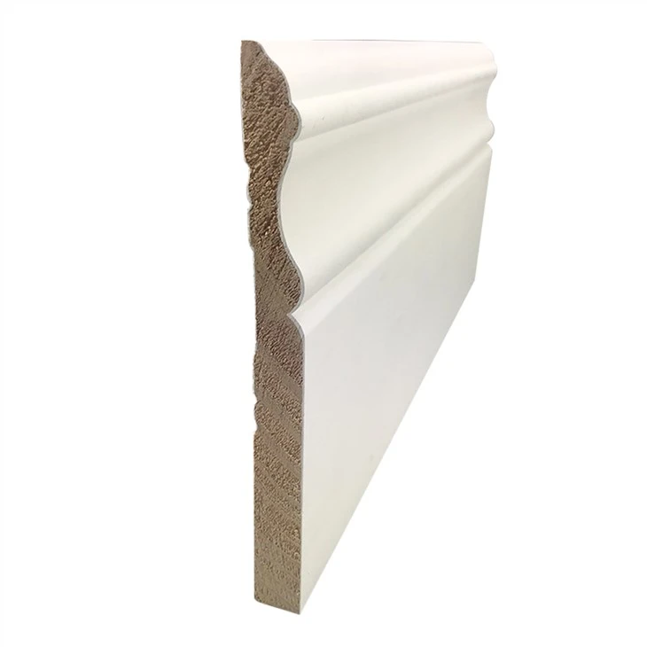 Plinthe Bois Moulure en pin Moulure avec apprêt blanc